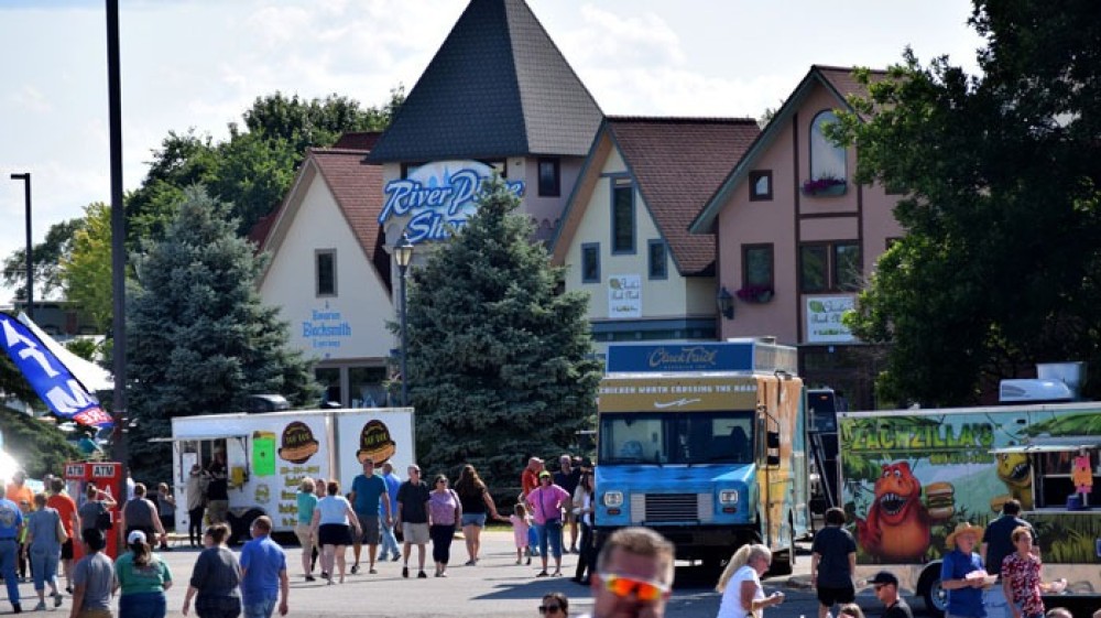 Funtown Chowdown Food Truck Festival Crowd